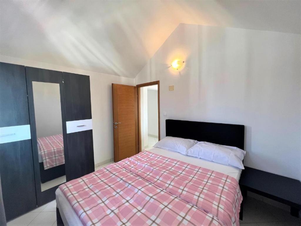 Apartamento Melek Medulin Exterior foto